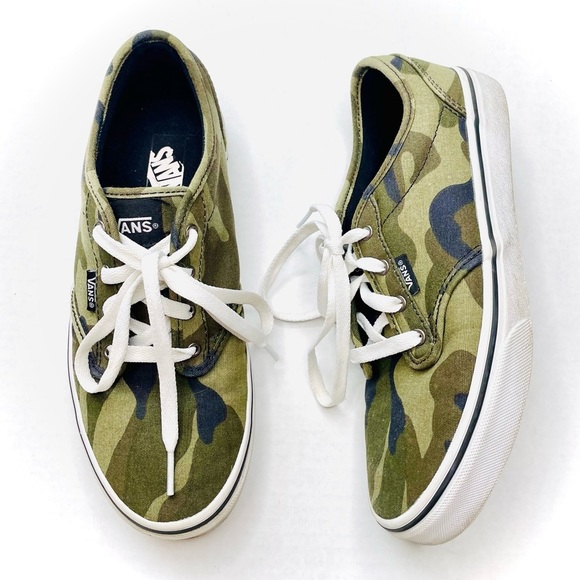 Vans Other - Vans Off the Wall Camo Boys Skate Sneakers Like New